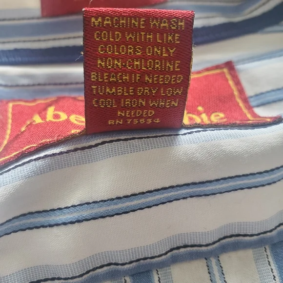 Abercrombie & Fitch Men's Size S Muscle L/Sl white shirt with Lt. Blue stripes - Picture 10 of 10